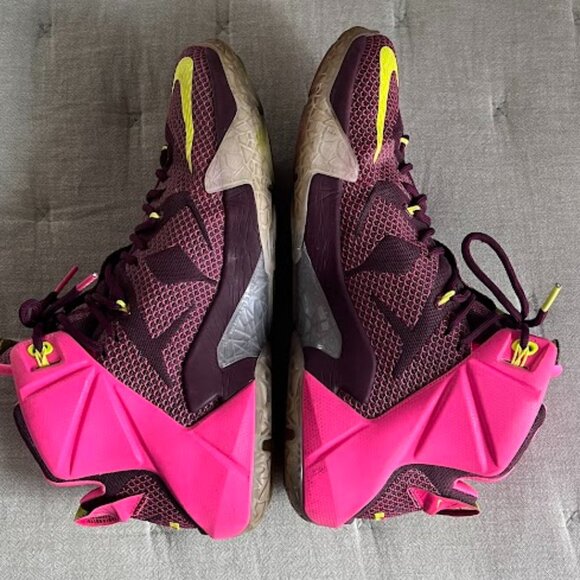 Nike LeBron 12 Double Helix Merlot Volt - Picture 8 of 12